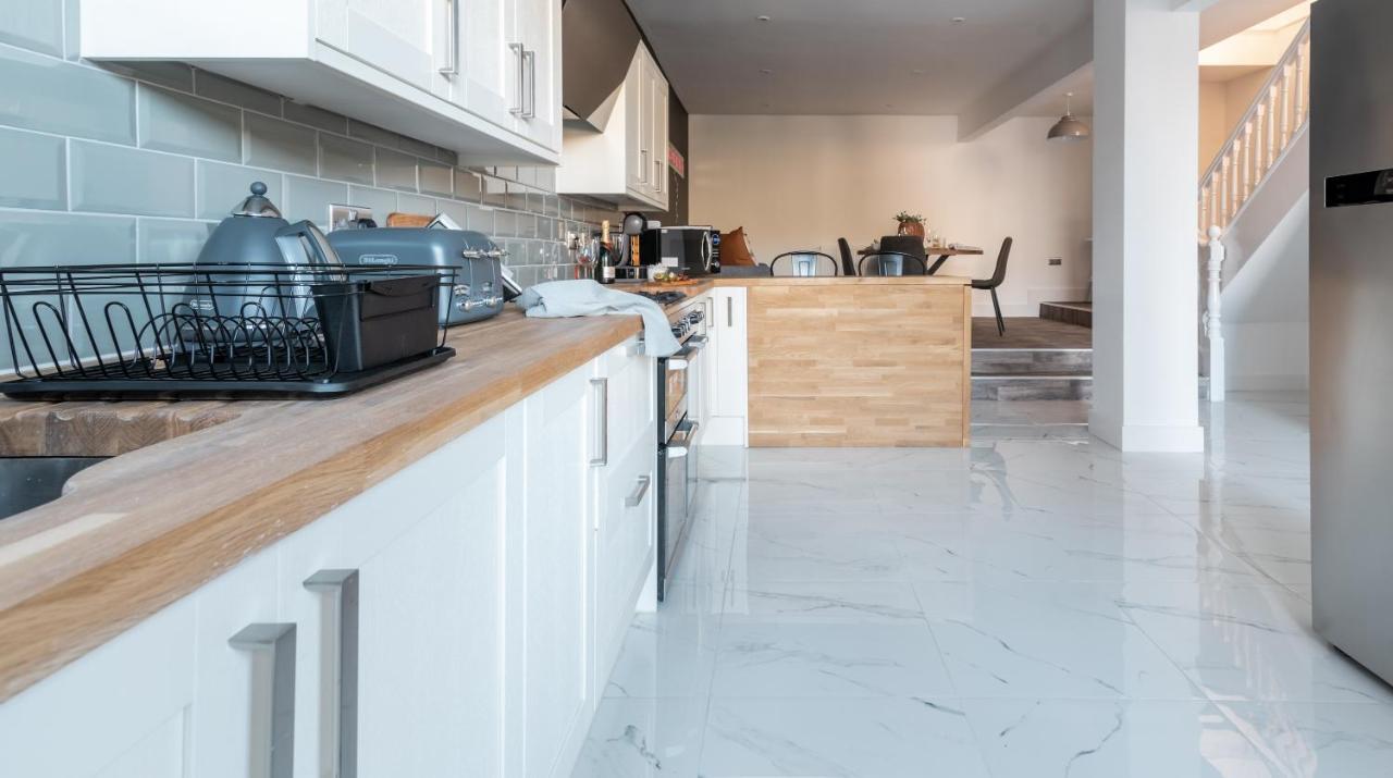 Ty Hapus Newport - Luxury 4 Bedroom Home 외부 사진